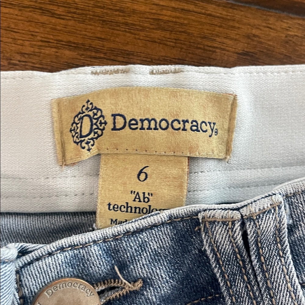 Democracy Ab Technology light wash blue denim size 6 - Picture 3 of 15